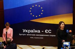 Các ngoại trưởng EU tổ chức họp nhóm tại Ukraine