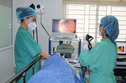 Nôn ra máu, người bệnh bất ngờ được phát hiện vỡ tĩnh mạch dạ dày nguy kịch