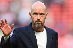BLV Quang Huy: Ten Hag đang rối, nhưng MU cần kiên nhẫn như Arsenal