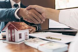 Gỡ nút thắt pháp lý cho vay tiêu dùng