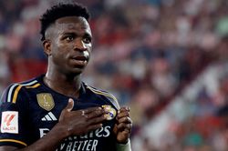 Real Madrid đấu Napoli: Chờ 'phiên bản' mới của Vinicius