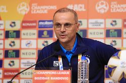 HLV Bandovic: Hà Nội FC chưa kịp gắn kết trong 2 tuần