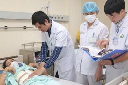 Tiền sử khỏe mạnh, chỉ đau bụng vùng trên rốn, người phụ nữ đi khám phát hiện mắc bệnh 'hiếm'