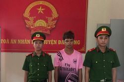 Bắt tạm giam nam thanh niên 'Chống người thi hành công vụ'