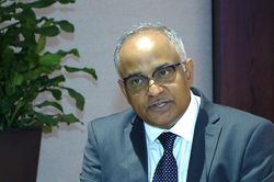 Giám đốc ADB: Việt Nam khá thành công trong việc ổn định nền kinh tế vĩ mô