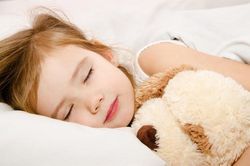 Trẻ sẽ thông minh vượt trội nếu được rèn thói quen này từ bé