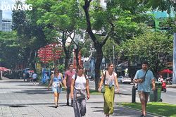Gần 1.800 khách tàu biển đến Đà Nẵng