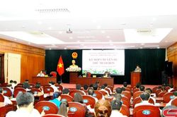 Kỳ họp chuyên đề lần thứ mười bốn, HĐND tỉnh khóa XV: Thảo luận, thông qua 12 nghị quyết