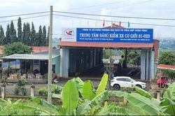 Bắt 2 Phó Giám đốc Trung tâm đăng kiểm làm khống hồ sơ cải tạo xe