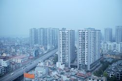 Giá chung cư liên tục tăng, người dân ngày càng khó mua