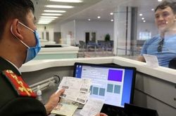 Quy định mới về thu phí lĩnh vực xuất cảnh, nhập cảnh