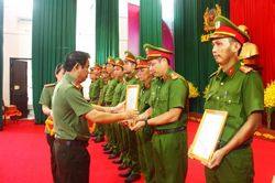 Bổ nhiệm 34 điều tra viên Công an cấp xã