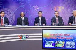 Kinh tế Việt Nam vượt những 'cơn gió ngược'