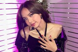 Tại sao khán giả đòi cấm sóng nghệ sĩ xem Lisa (BlackPink) diễn ở bar thoát y?