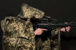 Ukraine ra mắt 'áo choàng tàng hình' giúp bảo vệ binh sĩ