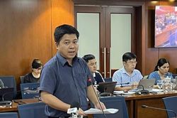 TPHCM: Hiệu trưởng chịu trách nhiệm các khoản thu trong trường
