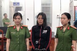 Bắt người phụ nữ cho vay lãi nặng từ tin tố giác gọi cho Giám đốc Công an