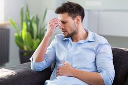 3 triệu chứng cơ thể cảnh báo lão hóa đường ruột