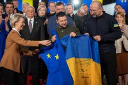 EU tiết lộ khoản kinh phí khổng lồ phải chi cho Ukraine sau khi gia nhập