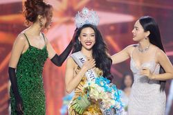 MC Miss Universe Vietnam từng 'cảnh báo' Bùi Quỳnh Hoa ngay trong đêm chung kết