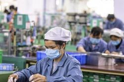 Kinh tế Việt Nam đã đi qua những ngày 'giông bão'?