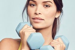 Có nên trang điểm khi tập gym?