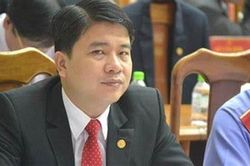 Quảng Nam: Vì sao chưa bãi nhiệm tư cách Phó Chủ tịch UBND tỉnh với ông Trần Văn Tân?