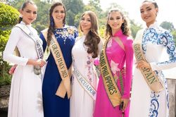 Dàn hậu Miss Grand International mê đắm áo dài Việt, đẹp ngỡ ngàng khi sải bước trên phố Hà Nội