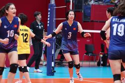 Thanh Thúy và Kiều Trinh đã rất nỗ lực, ĐT bóng chuyền nữ Việt Nam thua đáng tiếc trước Nhật Bản