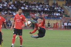 Thua Siêu Cúp Quốc Gia, Quang Hải vẫn là vấn đề với Công An Hà Nội FC?