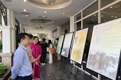 Giới thiệu về hồ Hoàn Kiếm trong quá trình giao lưu văn hóa Đông-Tây