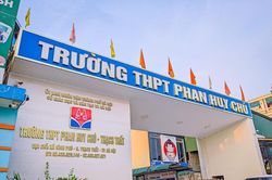Xưng hô 'mày - tao' với học sinh, thầy giáo ở Hà Nội nộp đơn xin nghỉ việc