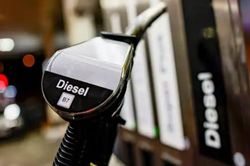 Nga nới lỏng hạn chế xuất khẩu dầu diesel