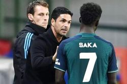 Saka vẫn có khả năng đối đầu Man.City