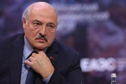 Tổng thống Belarus nói Mỹ đang đẩy Nga đến mức phải dùng vũ khí hạt nhân