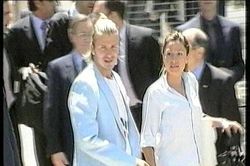 Tin nóng thế giới 24h: David Beckham đưa scandal ngoại tình của mình lên phim; Cháy rừng dữ dội ở Tenerife