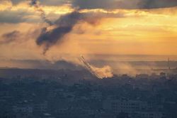 Đại sứ quán Việt Nam tại Israel: Cộng đồng người Việt vẫn an toàn, chưa ghi nhận thương vong