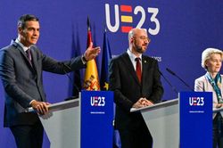 EU thông qua Tuyên bố Granada không có nội dung về người di cư
