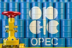 Sản lượng OPEC+ tăng mạnh nhất 2 năm qua