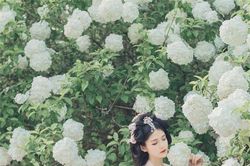 Phụ nữ sinh ngày này có số mệnh hệ phu nhân, dù bước ra đời có gặp khó khăn thì sau cùng vẫn được hưởng cuộc sống đủ đầy, dư dả