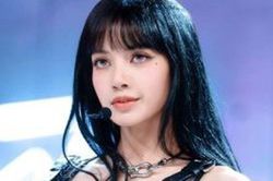 Giá trị hợp đồng của Lisa có thể lên tới hơn 1.800 tỷ đồng, khó được xem Blackpink đầy đủ trong tương lai