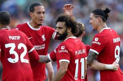 Chơi ngược dòng có ngày đứt tay, Liverpool!