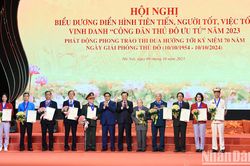 Thủ tướng Phạm Minh Chính dự hội nghị vinh danh 'Công dân Thủ đô ưu tú' năm 2023