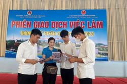 Bảo hiểm xã hội đẩy mạnh truyền thông chính sách tại phiên giao dịch việc làm