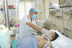 Tự ý điều trị sốt xuất huyết có thể gánh hậu quả khôn lường
