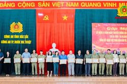 Đắk Lắk: Kỷ niệm 73 năm Ngày truyền thống lực lượng Công an xã