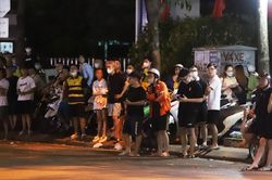 Hàng trăm thanh niên tụ tập, gây mất trật tự quanh chốt Cảnh sát 141