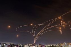 Cuộc tấn công bất ngờ của Hamas đả kích niềm kiêu hãnh về trí tuệ nhân tạo của Israel