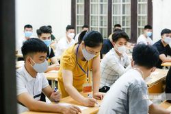 Tuyển sinh vào lớp 10 lại càng trở nên 'khốc liệt' hơn khi định hướng ĐGNL?