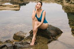 Nhan sắc tựa đôi mươi của nàng hậu U50, đăng quang khi mới 16 tuổi